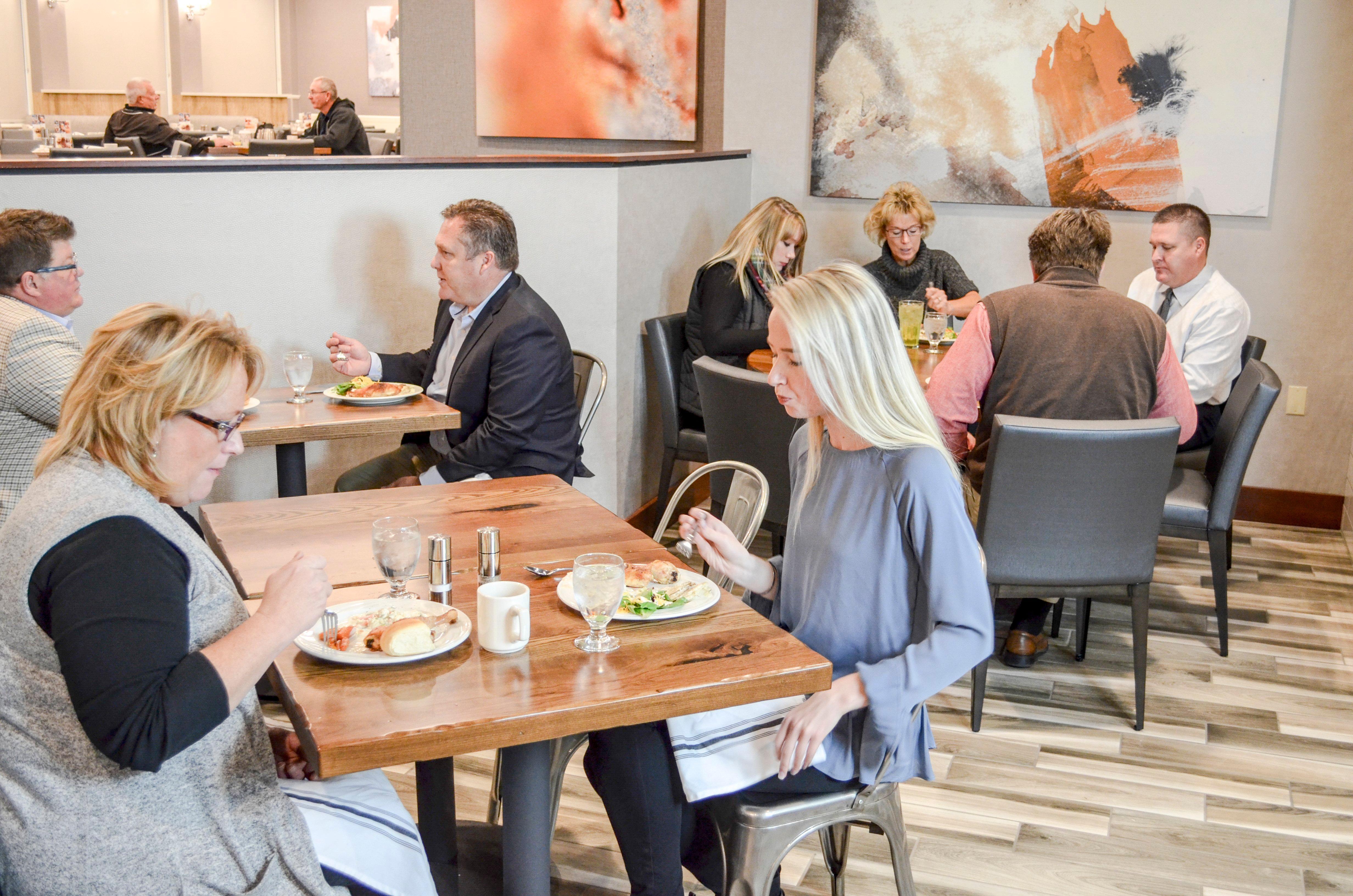 Holiday Inn Fargo By Ihg Esterno foto